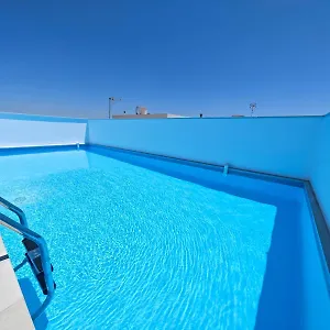 A Estrenar En Planta Primera C Con Piscina Apartamento